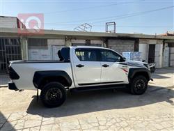 تويوتا هايلوكس